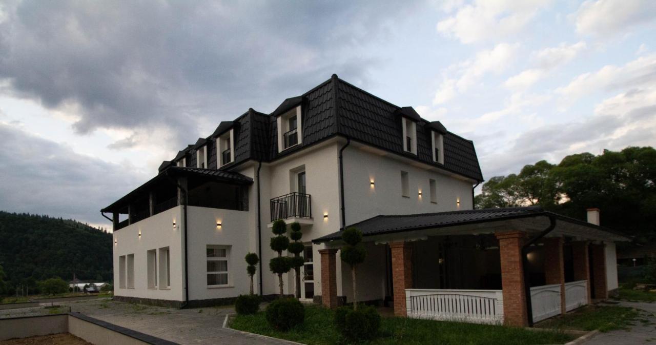 Hotel Berghaus Bucovina Kimpulung Mołdawski Zewnętrze zdjęcie